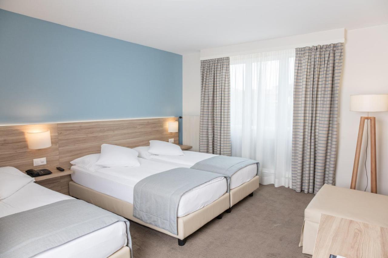Hotel De Chailly Монтрё Экстерьер фото