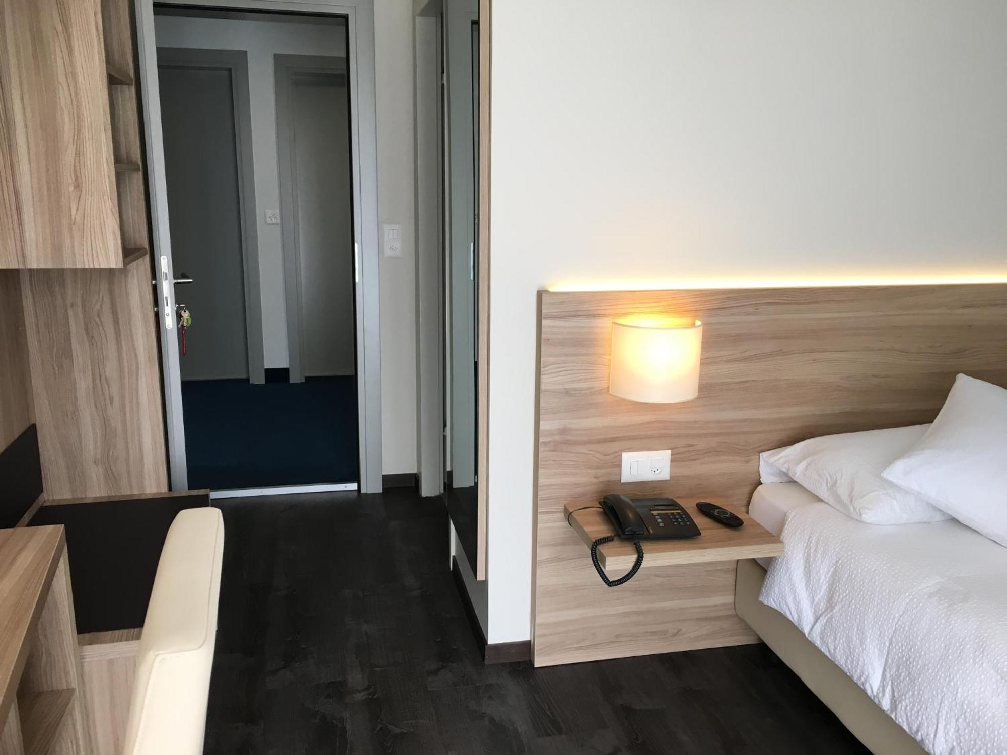 Hotel De Chailly Монтрё Экстерьер фото